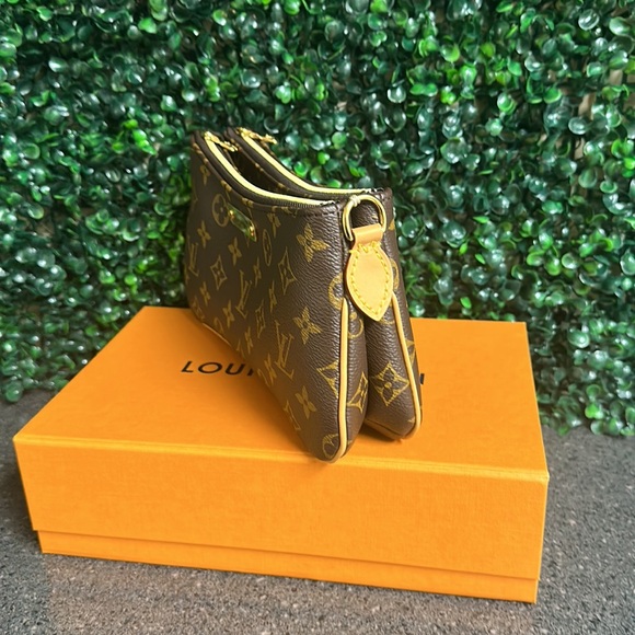 Liv Pochette M83008 *same-day shipping* - Picture 4 of 6